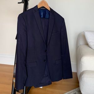 Zara suit (blazer + pants)
